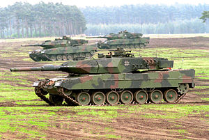 img-1102670-1-300px-Leopard_2_A5_der_Bun