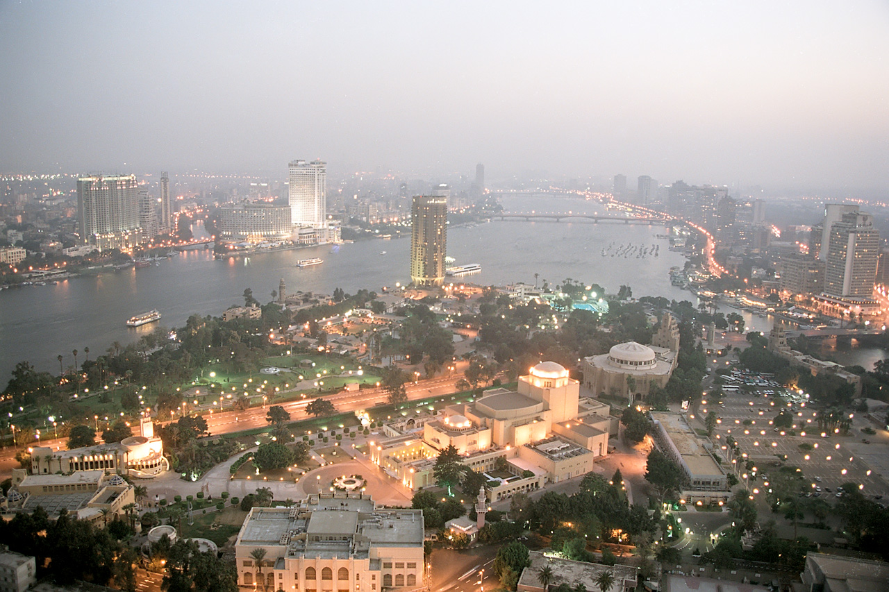 Cairo_2C_evening_view_from_the_Tower_of_