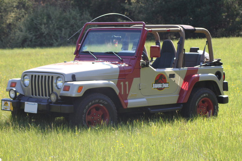 img-2193753-2-jurassic_park_jeep_pic_by_