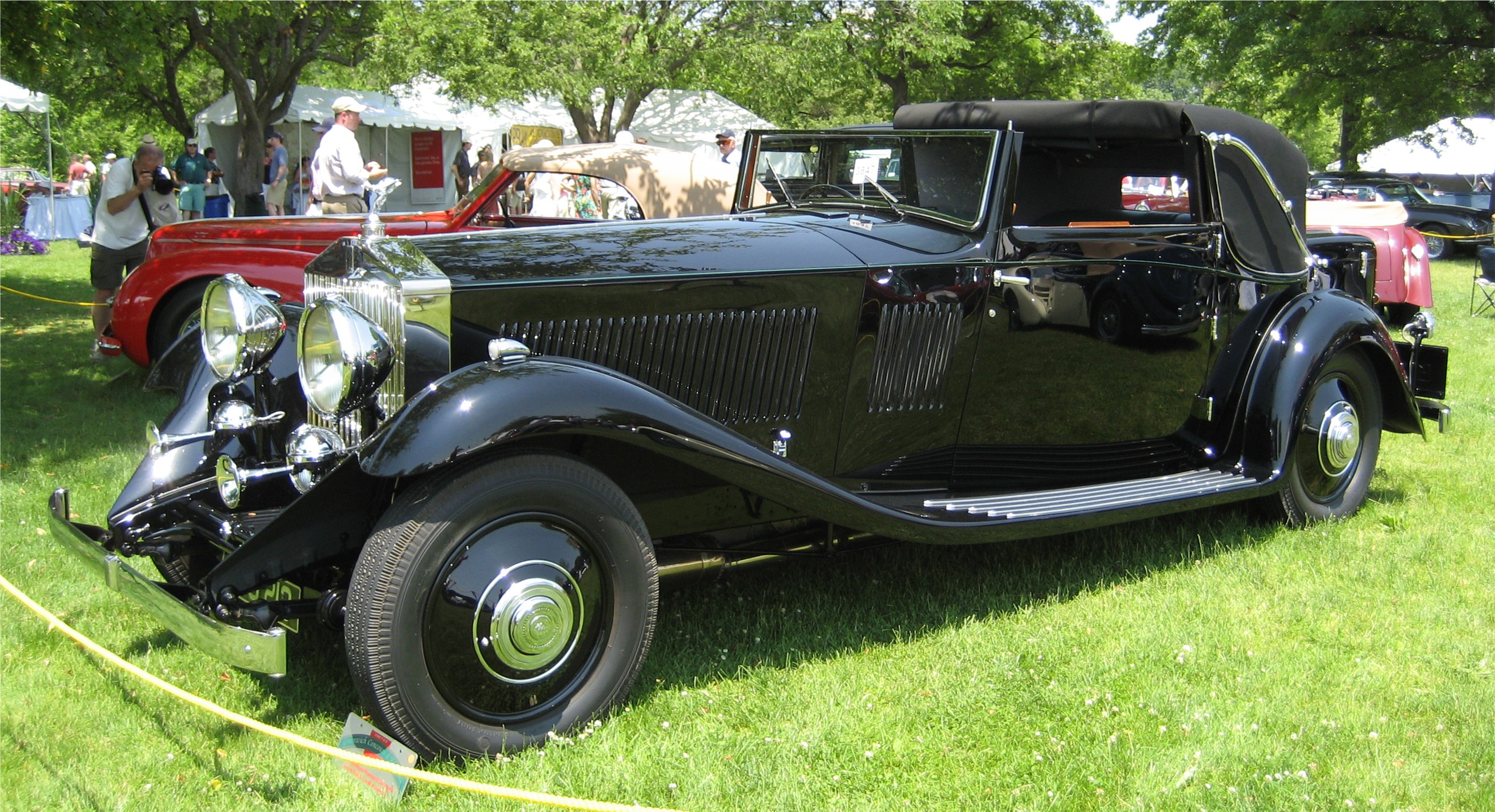1933_Rolls-Royce_Phantom_II_Continental.