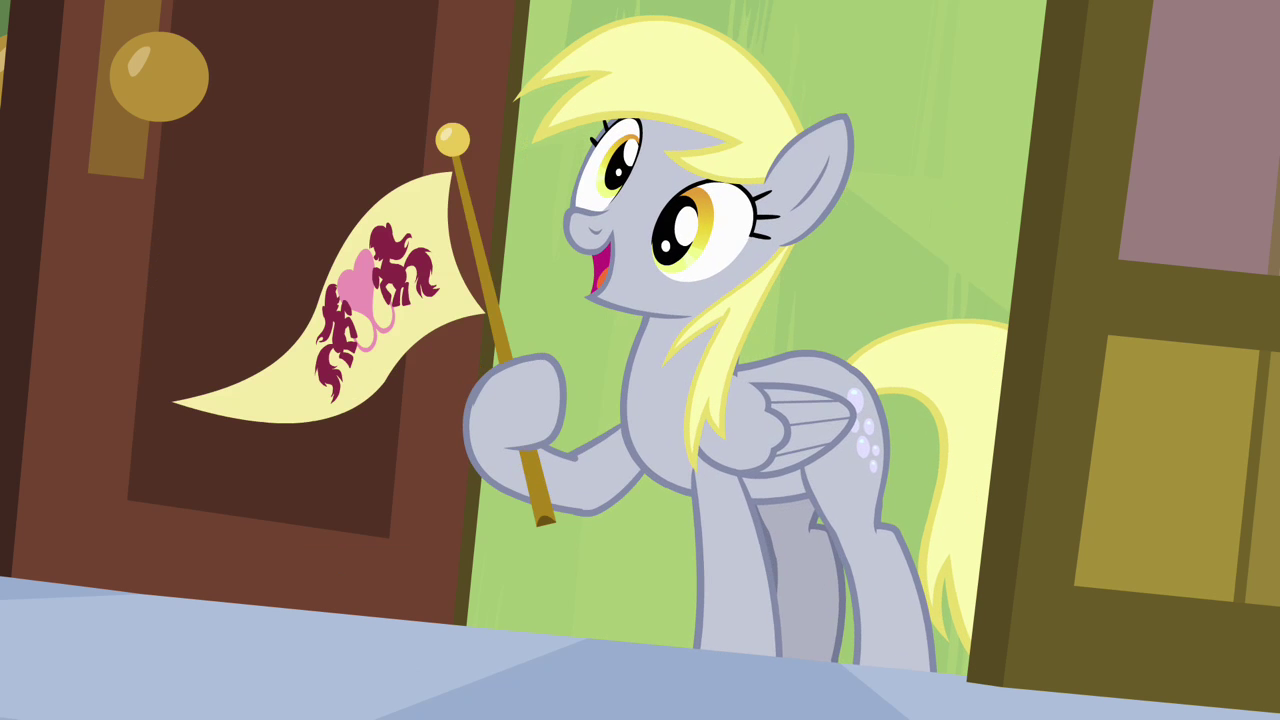 Derpy_holding_Ponyville_flag_S04E10.png