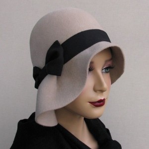 Grey+wool+cloche+hat+by+katarinacouture+