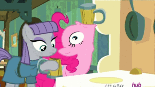 maud_savors_the_cider_while_pinkie_gulps