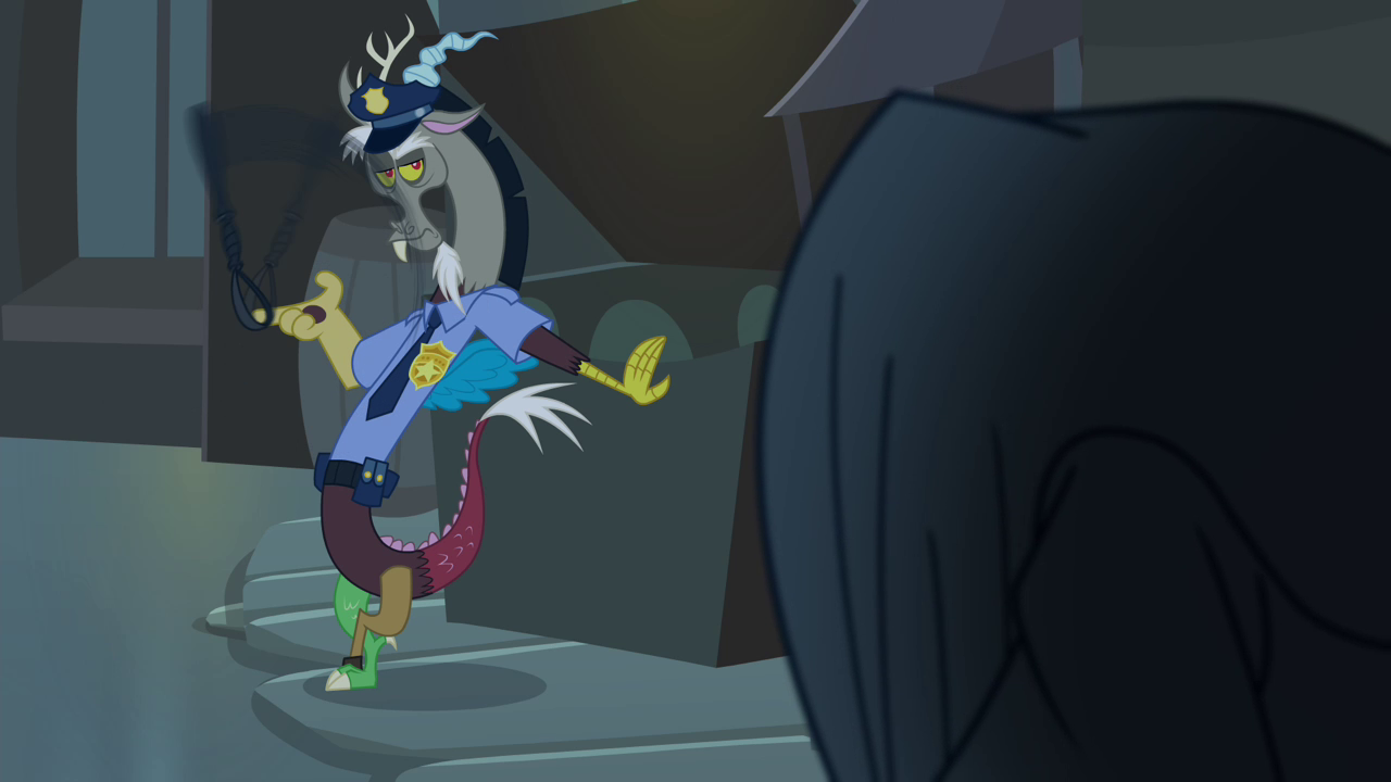 Discord_dressed_as_a_police_officer_S4E2