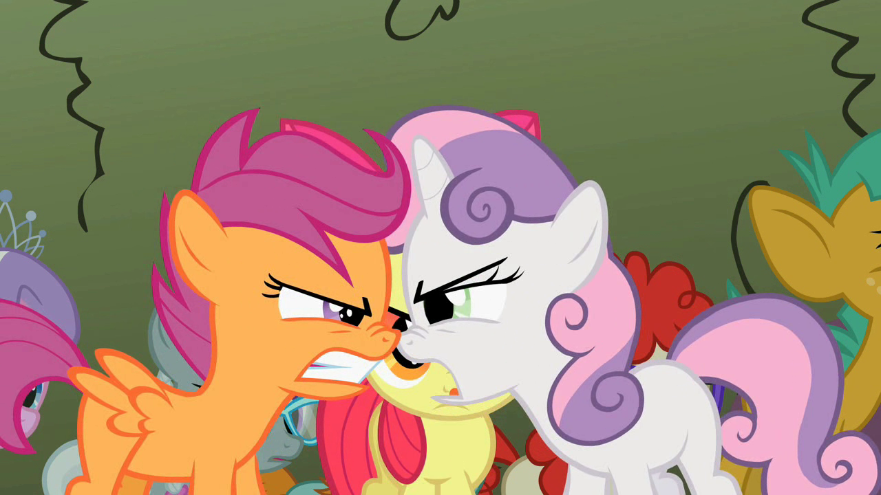 Scootaloo_and_Sweetie_Belle_fighting_S2E