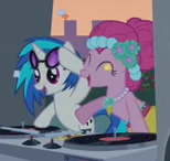 DJ_Pon-3_removes_her_shades_S2E26.png