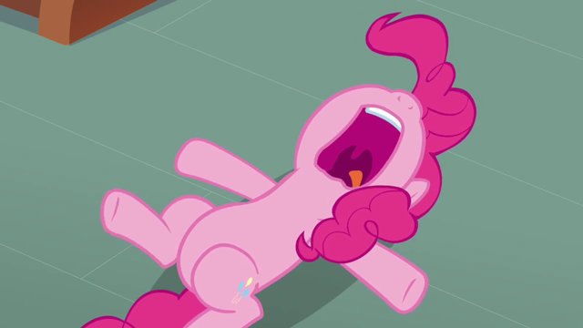 640px-Pinkie_Pie_resting_S3E3.png