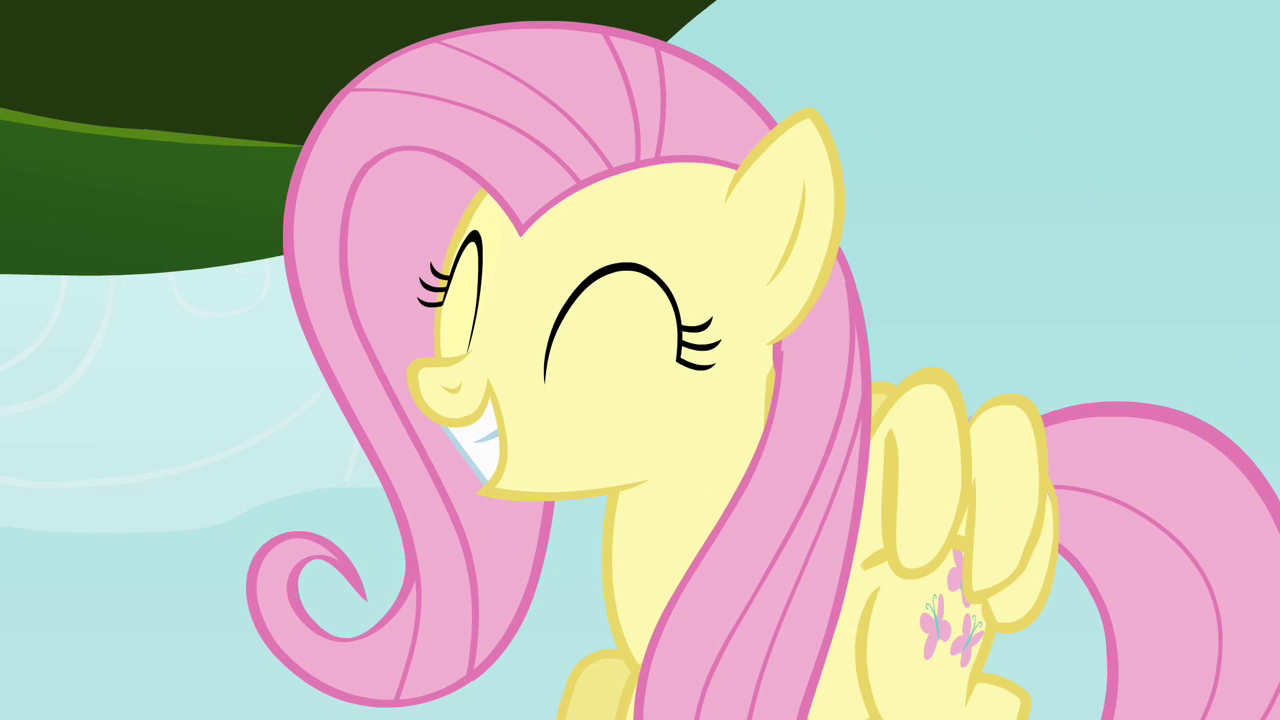 Fluttershy_smiling_at_chicks_S4E04.png