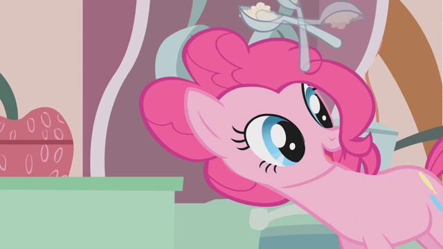 640px-Pinkie_with_spinning_teaspoon_of_v