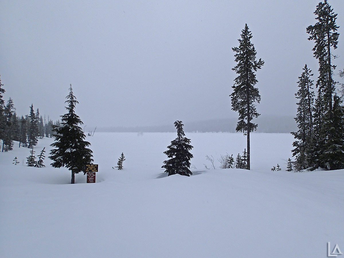 warm-springs-cabin-olallie-lake-snowmobi
