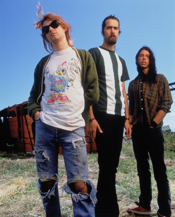 Nirvana-90s-grunge-fashion.jpg