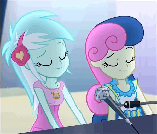 lyra_and_bonbon_are_having_a_moment_____